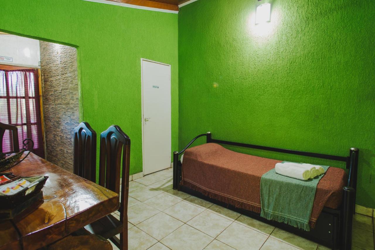 Cabañas Riberas del Paraná Puerto Iguazú Esterno foto